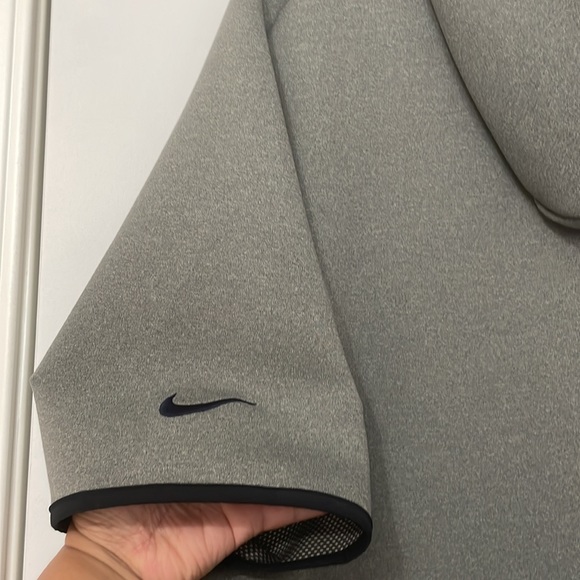 Nike NFL Showout Seattle Seahawaks Poncho Hoodie Size XL - Picture 5 of 7